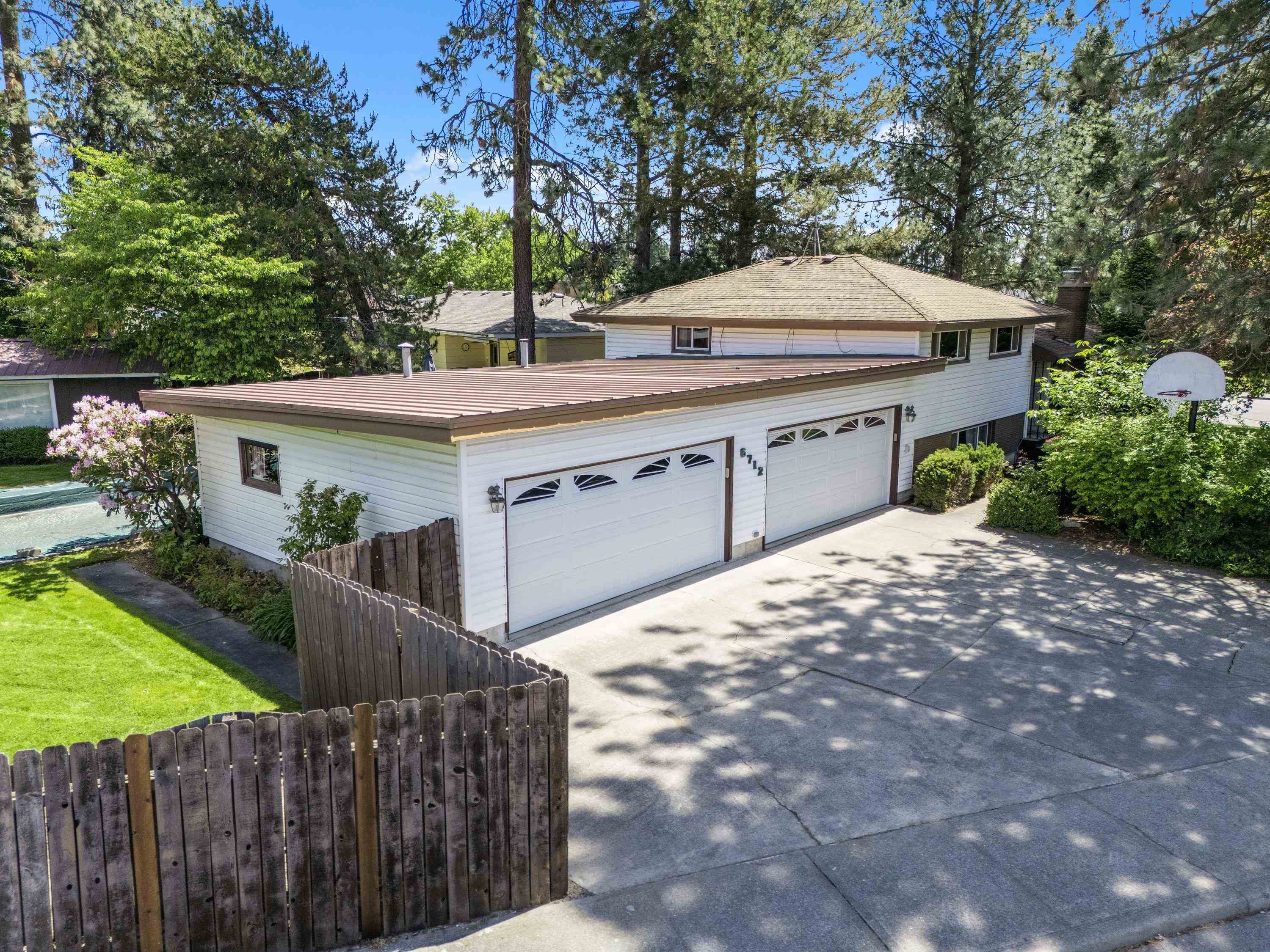6712 North Fleming Street Spokane, WA 99208 - Photo 3 of 50
