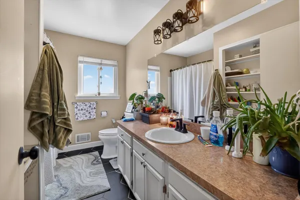 $274,900 | 893 Sherry Drive, Lake Orion, MI 48362