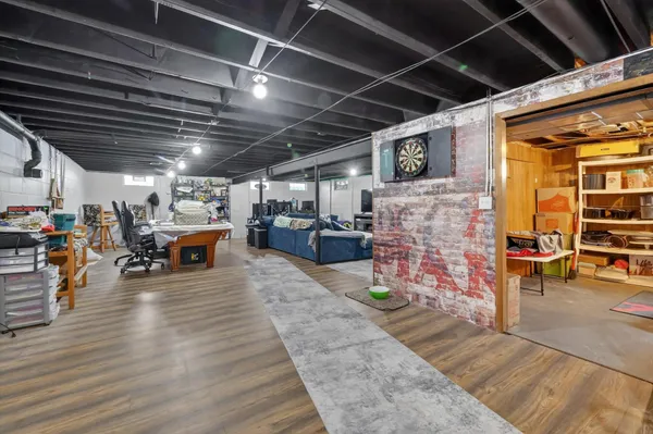 $274,900 | 893 Sherry Drive, Lake Orion, MI 48362