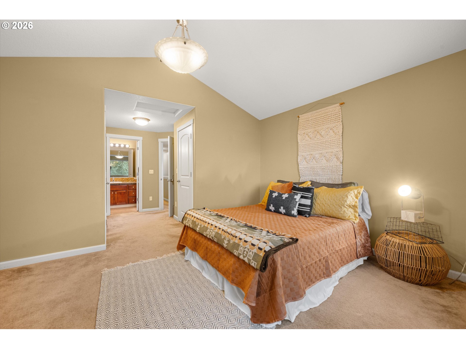 3368 North Russet Street Portland, OR 97217 - Photo 12 of 24 Primary Bedroom