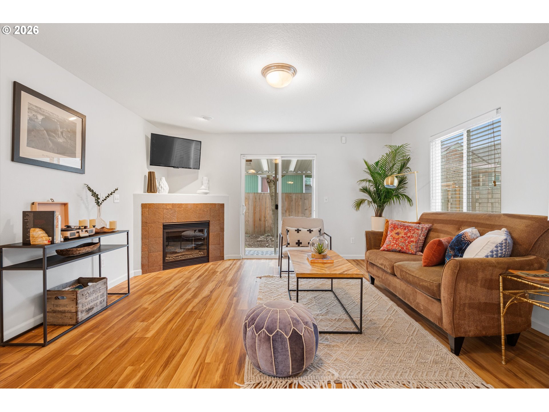 3368 North Russet Street Portland, OR 97217 - Photo 3 of 24 Living Room