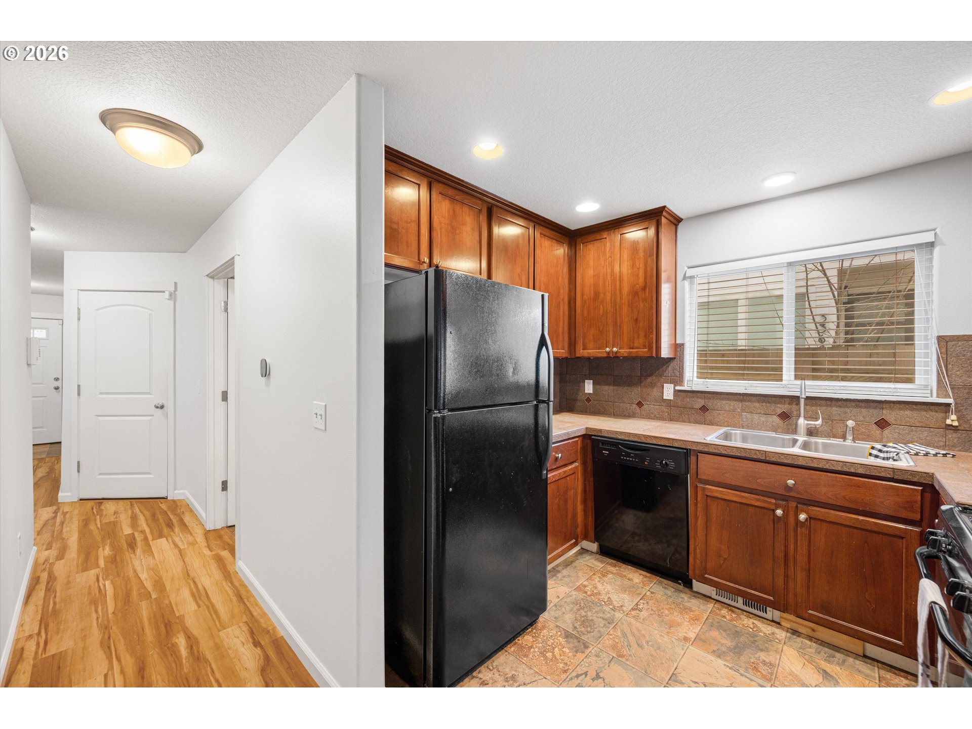 3368 North Russet Street Portland, OR 97217 - Photo 10 of 24