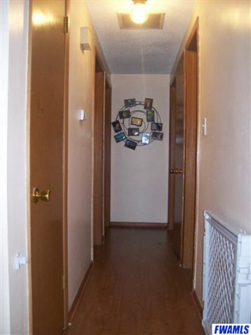 1717 Green Road New Haven, IN 46774 - Photo 7 of 10 Gallery Image 7