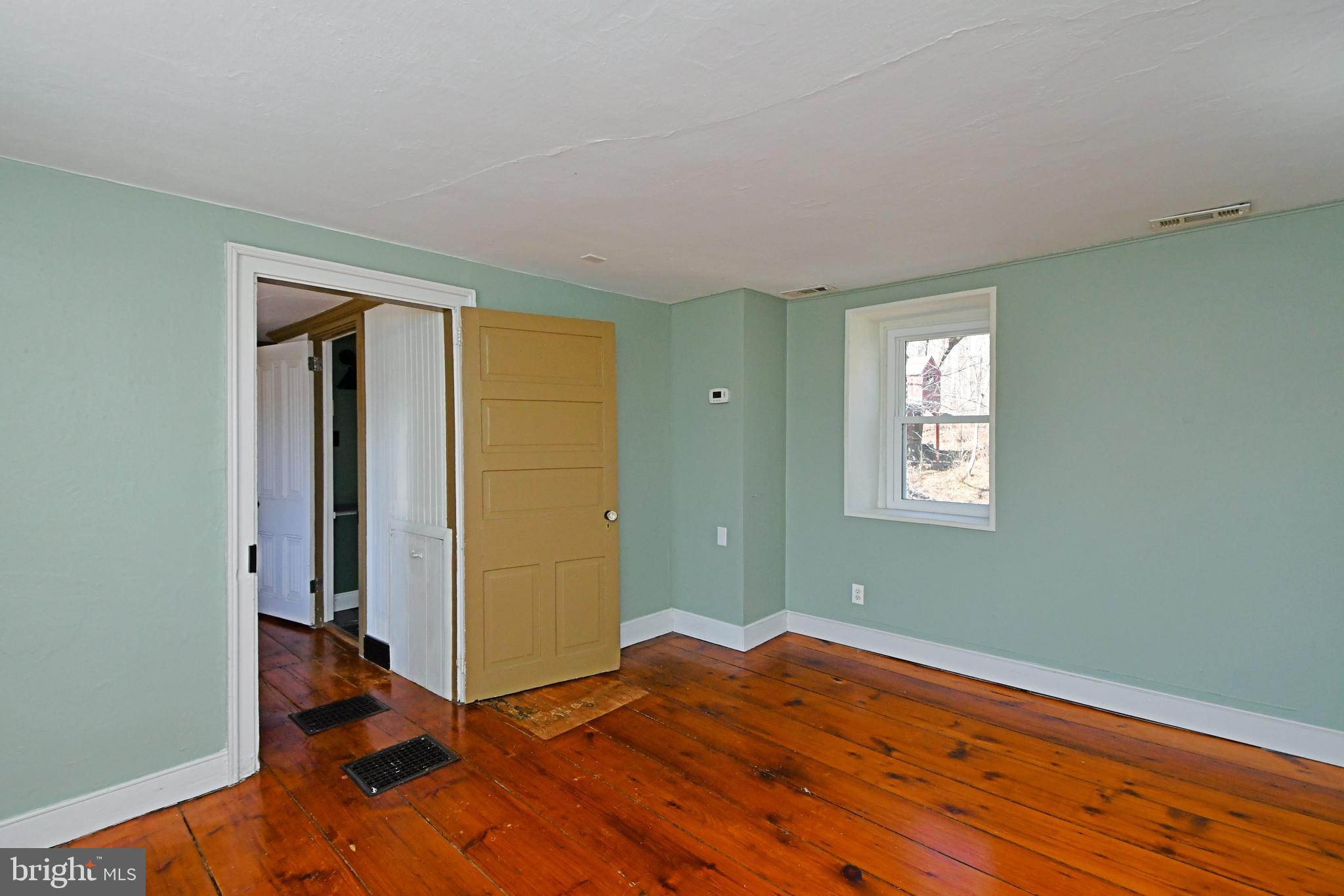1531 Old Ridge Road Pottstown, PA 19465 - Photo 15 of 27 Gallery Image 15