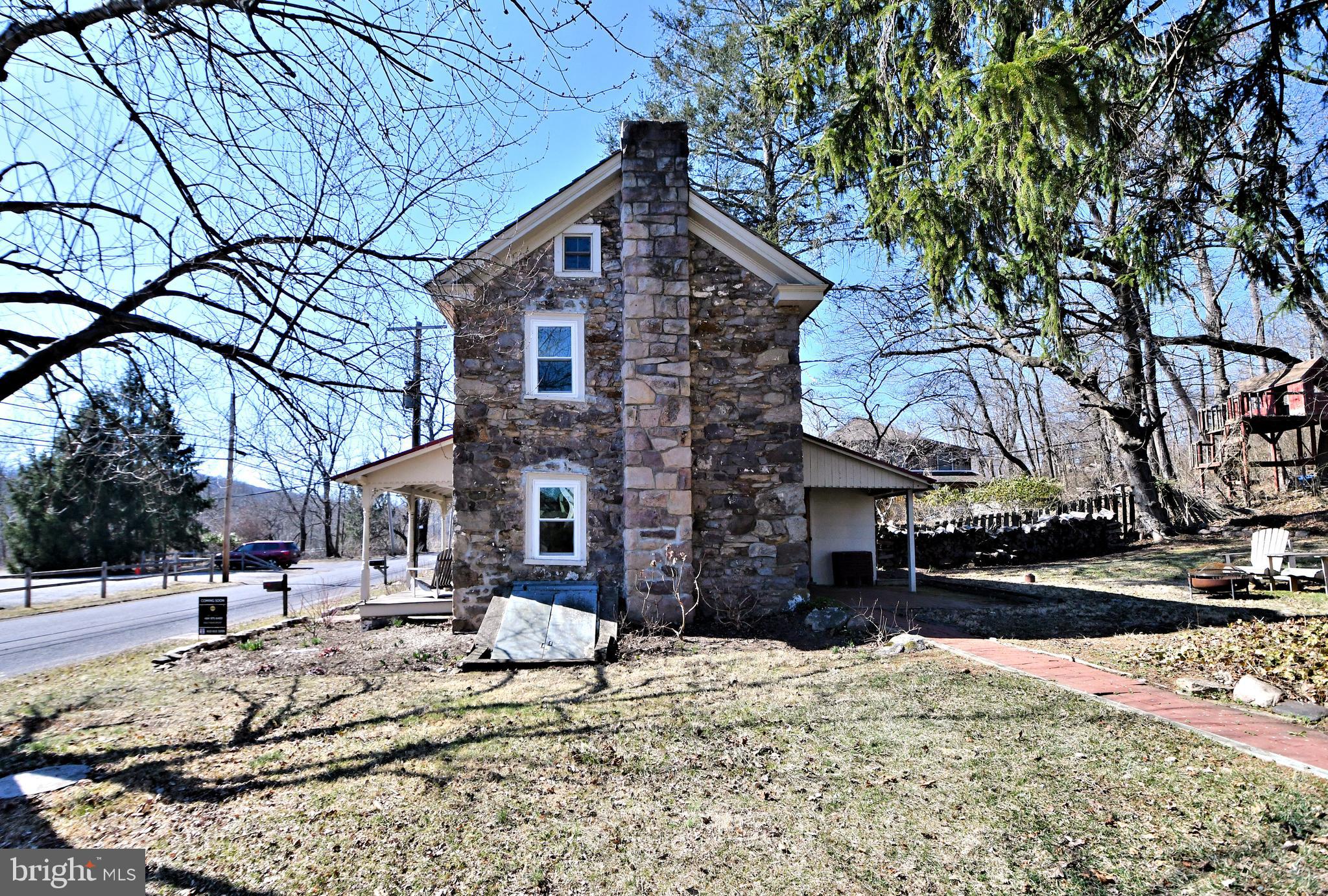 1531 Old Ridge Road Pottstown, PA 19465 - Photo 4 of 27 Gallery Image 4