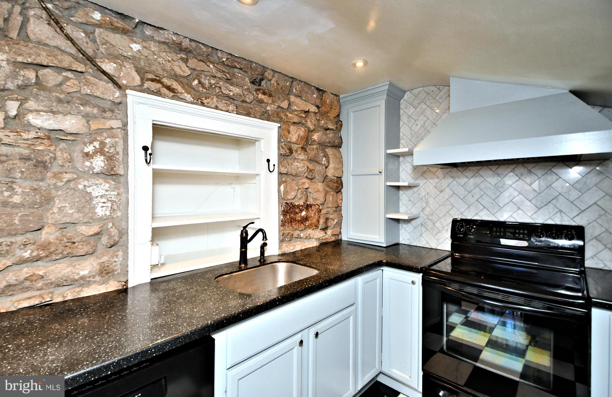 1531 Old Ridge Road Pottstown, PA 19465 - Photo 7 of 27 Gallery Image 7