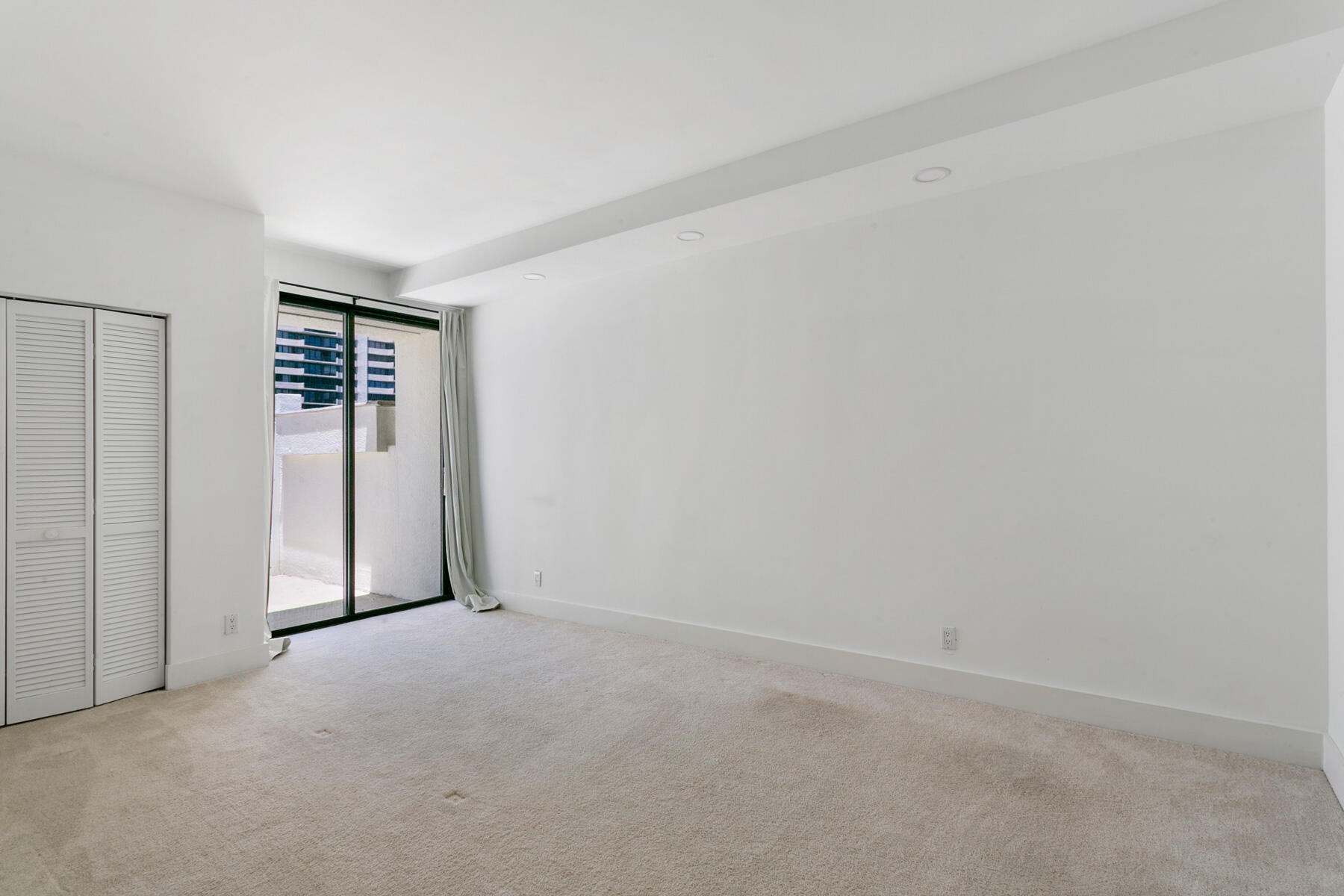 3980 North Ocean Drive, Unit OV1 Riviera Beach, FL 33404 - Photo 20 of 80 Second Bedroom