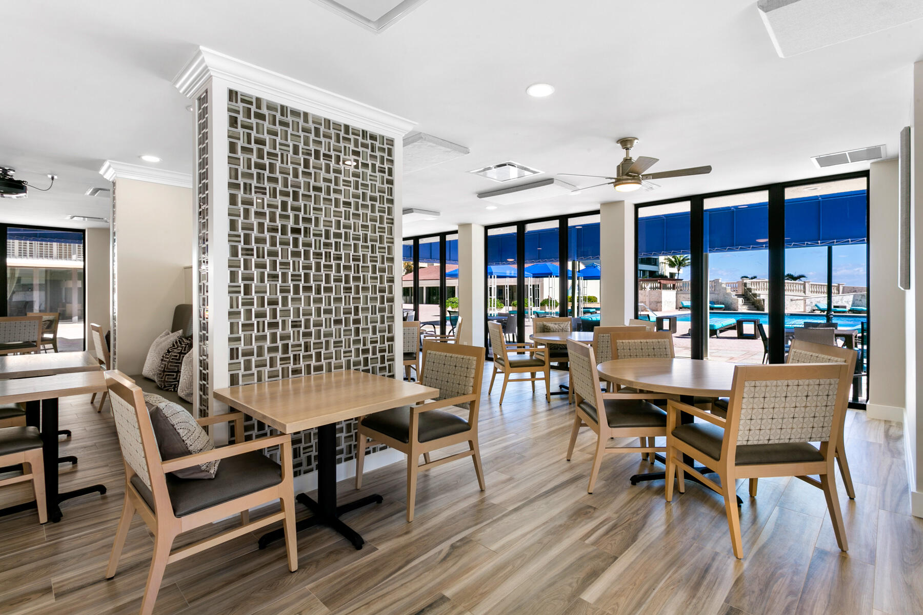 3980 North Ocean Drive, Unit OV1 Riviera Beach, FL 33404 - Photo 52 of 80 Martinique The Q Restaurant