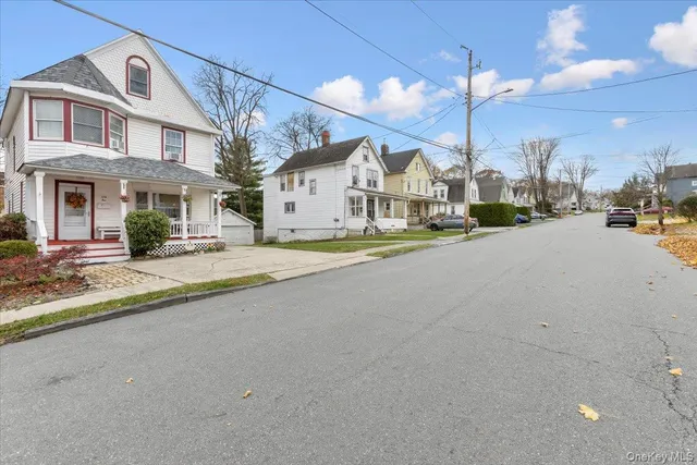 $330,000 | 10 Royce Avenue, Middletown, NY 10940