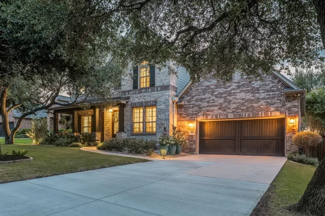 $1,348,999 | 11708 Palisades Parkway, Austin, TX 78732