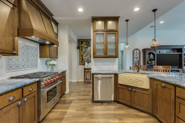 $1,348,999 | 11708 Palisades Parkway, Austin, TX 78732