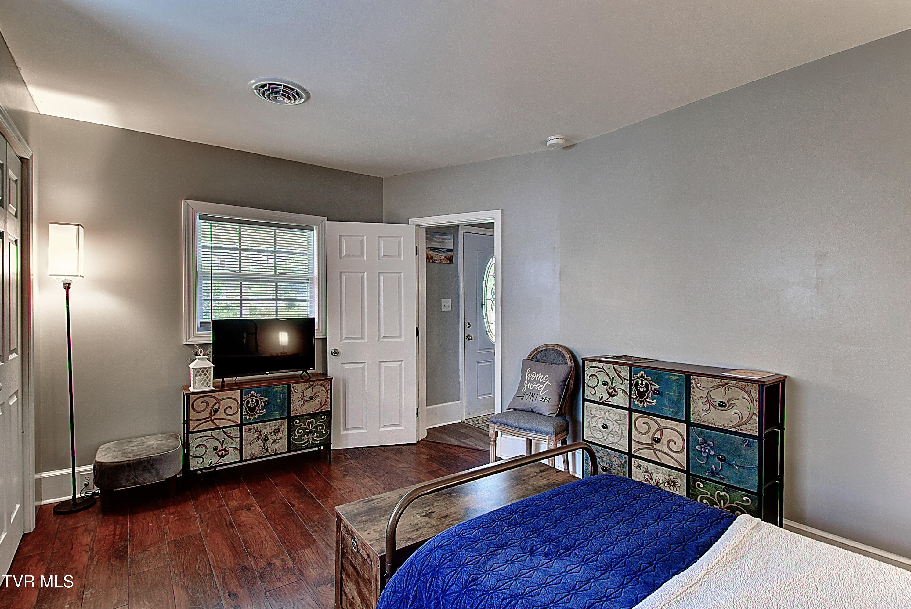 607 South 2nd Street Elizabethton, TN 37643 - Photo 31 of 46 27