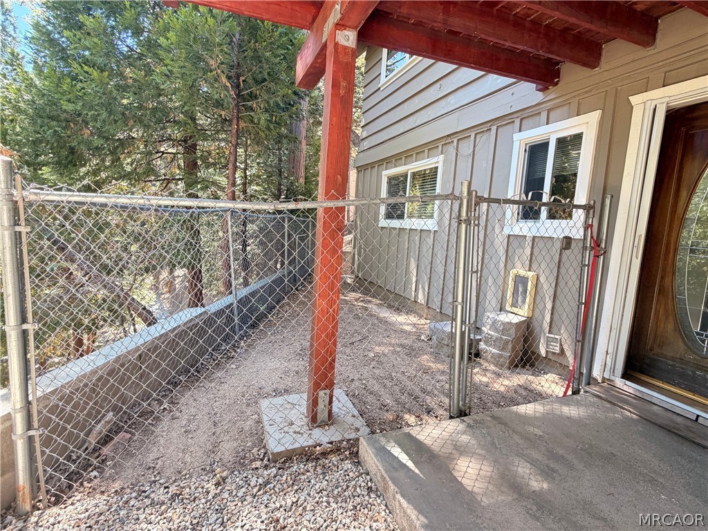 363 Castle Gate Road Lake Arrowhead, CA 92352 - Photo 35 of 42 Gated yard