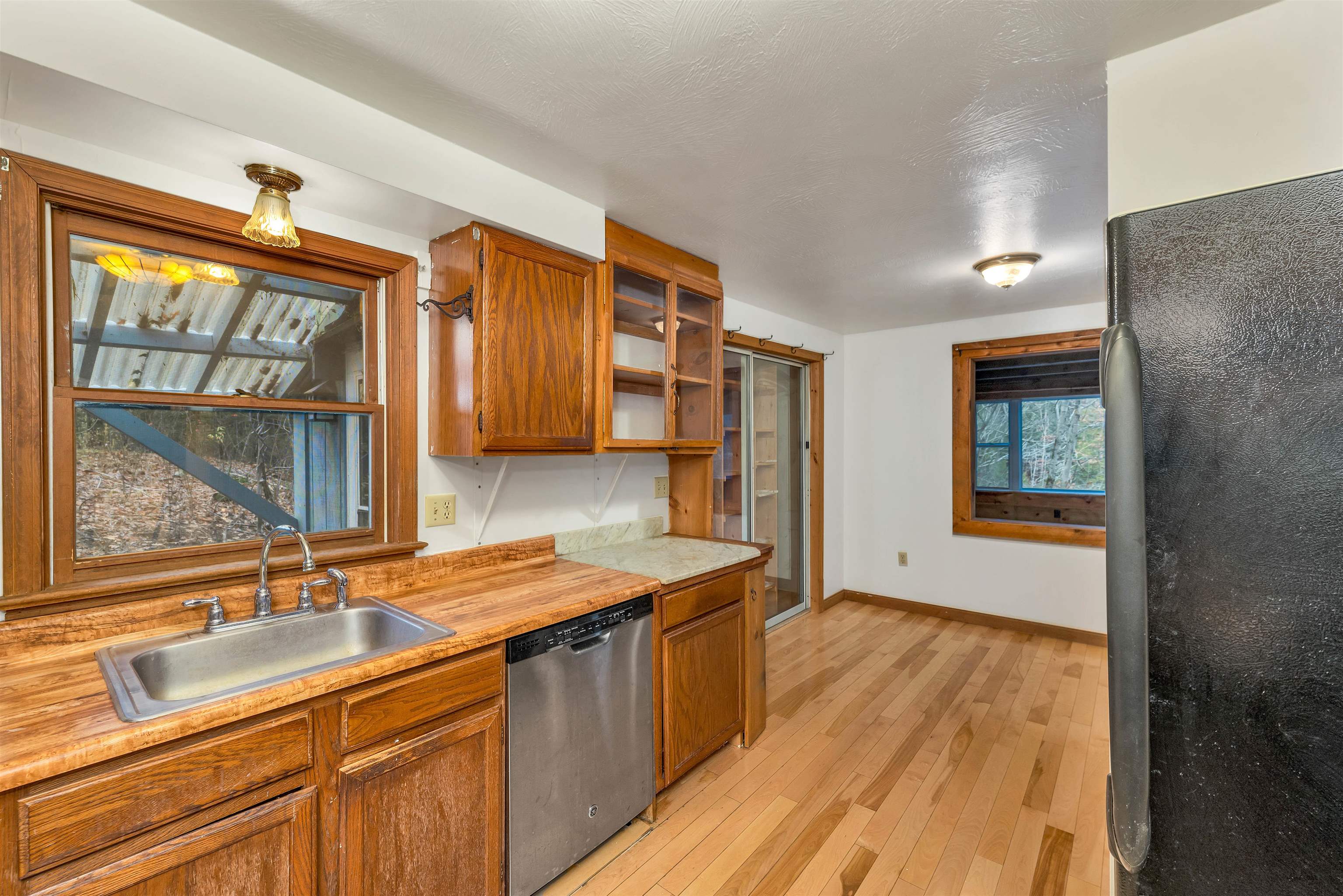 154 Mountain Road Deerfield, NH 03037 - Photo 13 of 47