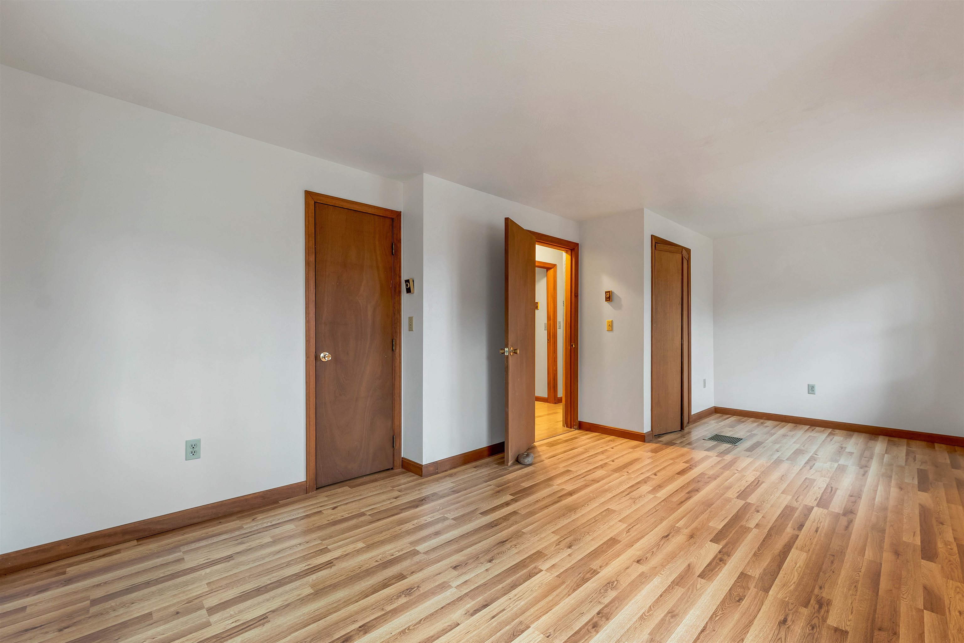 154 Mountain Road Deerfield, NH 03037 - Photo 17 of 47