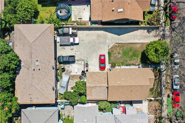 $1,590,000 | 1003 West Myrtle Street, Santa Ana, CA 92703