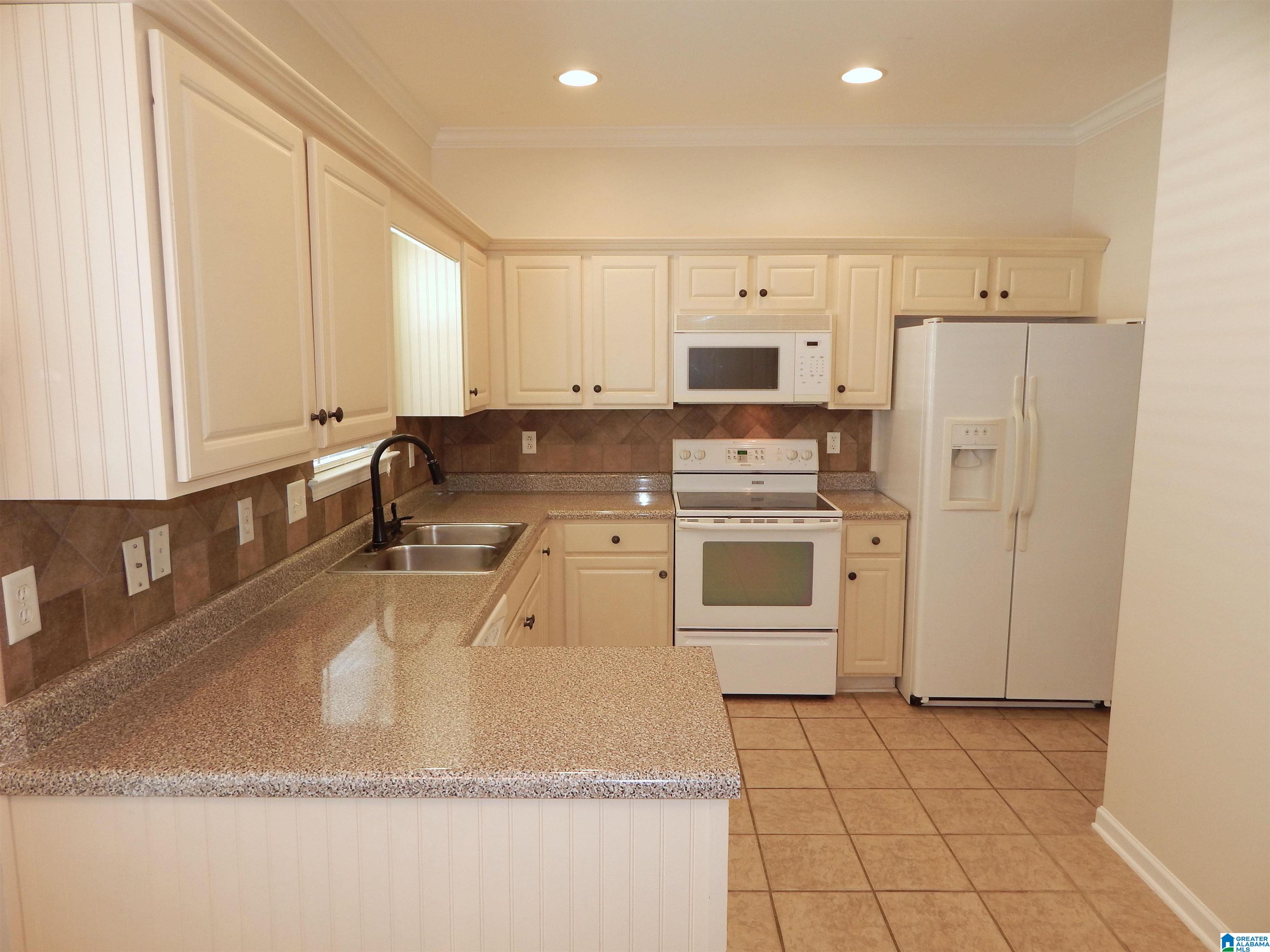 234 High Ridge Drive Pelham, AL 35124 - Photo 5 of 17