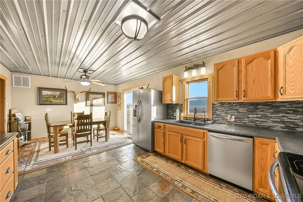 $349,900 | 69985 Highway 50, Tipton, MO 65081