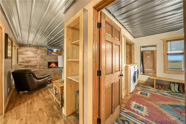 $385,000 | 69985 Highway 50, Tipton, MO 65081