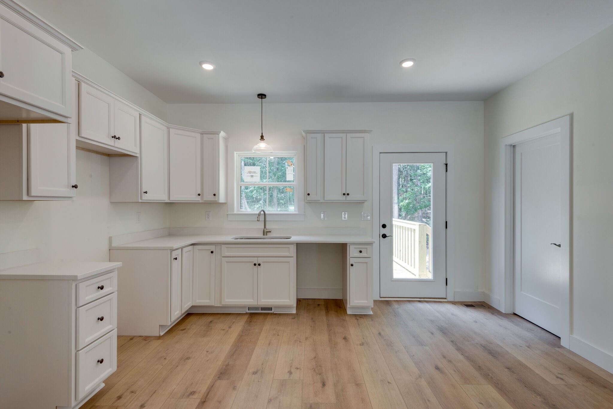 110 Long Road Charlotte, TN 37036 - Photo 10 of 30 Gallery Image 10