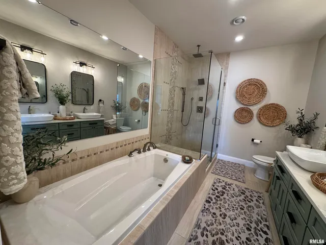 $999,500 | 3024 Wabash 12 Avenue, Mount Carmel, IL 62863