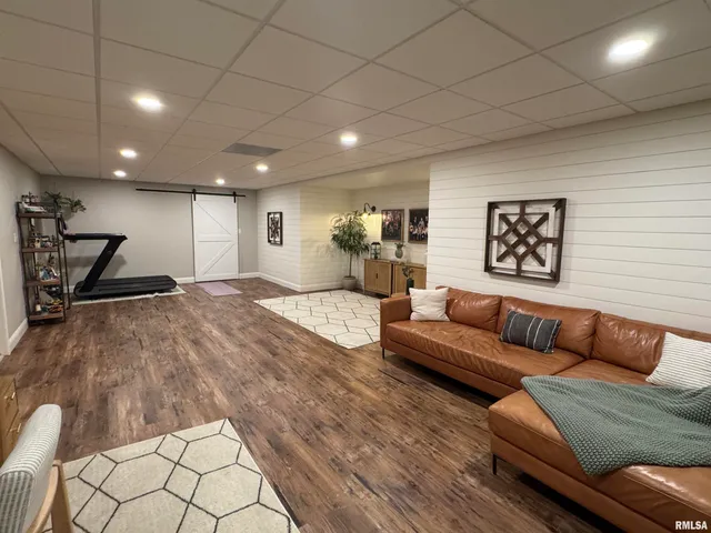 $999,500 | 3024 Wabash 12 Avenue, Mount Carmel, IL 62863