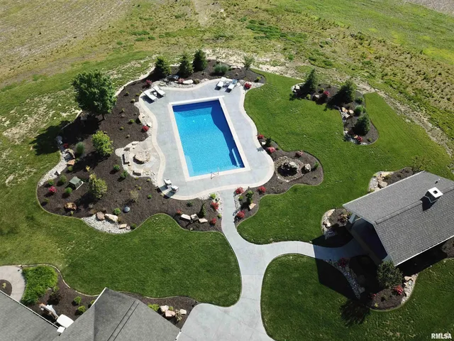 $999,500 | 3024 Wabash 12 Avenue, Mount Carmel, IL 62863