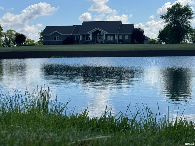 $999,500 | 3024 Wabash 12 Avenue, Mount Carmel, IL 62863