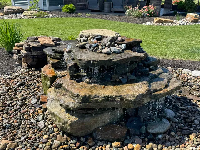 $999,500 | 3024 Wabash 12 Avenue, Mount Carmel, IL 62863