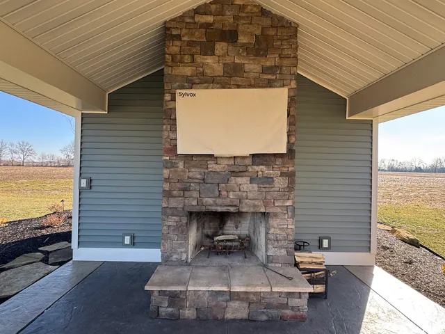 $999,500 | 3024 Wabash 12 Avenue, Mount Carmel, IL 62863