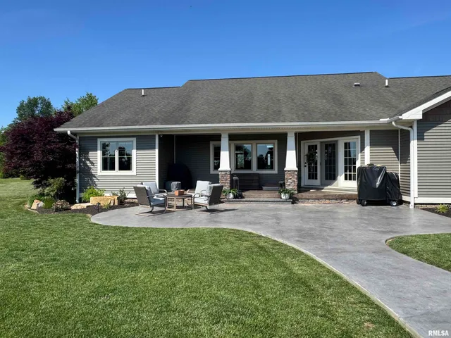 $999,500 | 3024 Wabash 12 Avenue, Mount Carmel, IL 62863