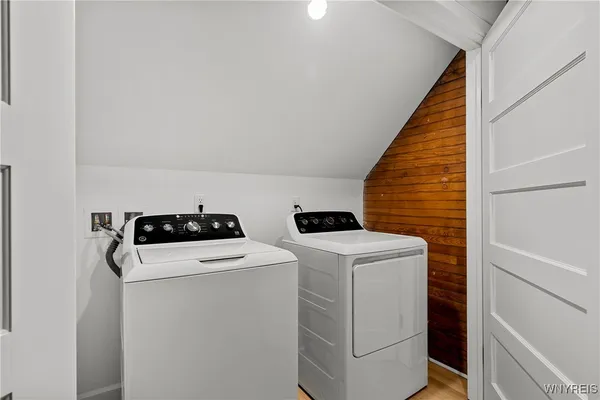 $2,100 | 681 Lafayette Avenue, Unit 3, Buffalo, NY 14222