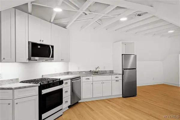 $2,100 | 681 Lafayette Avenue, Unit 3, Buffalo, NY 14222