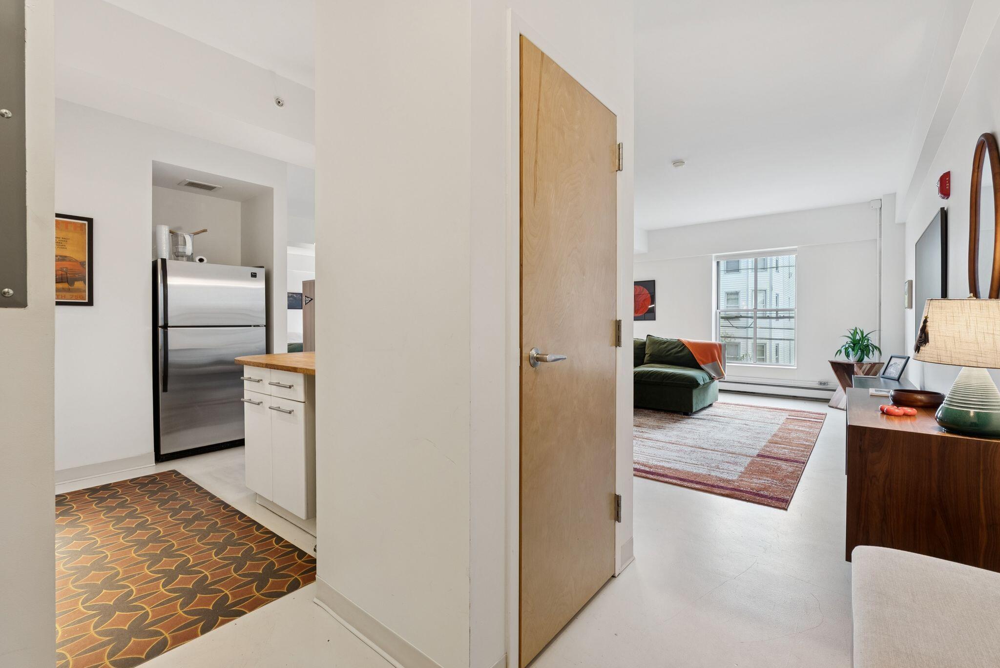 21 Chestnut Street, Unit 203 Portland, ME 04101 - Photo 6 of 31 2_DSC06437