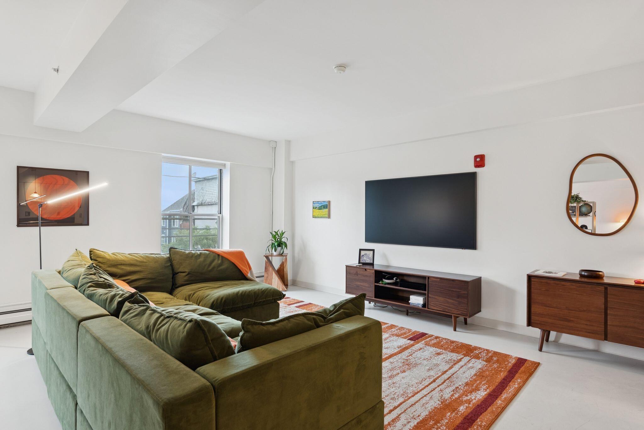 21 Chestnut Street, Unit 203 Portland, ME 04101 - Photo 8 of 31 6_DSC06457