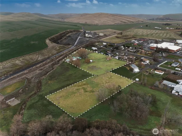 $359,000 | 244 East Camp Road, Waitsburg, WA 99361