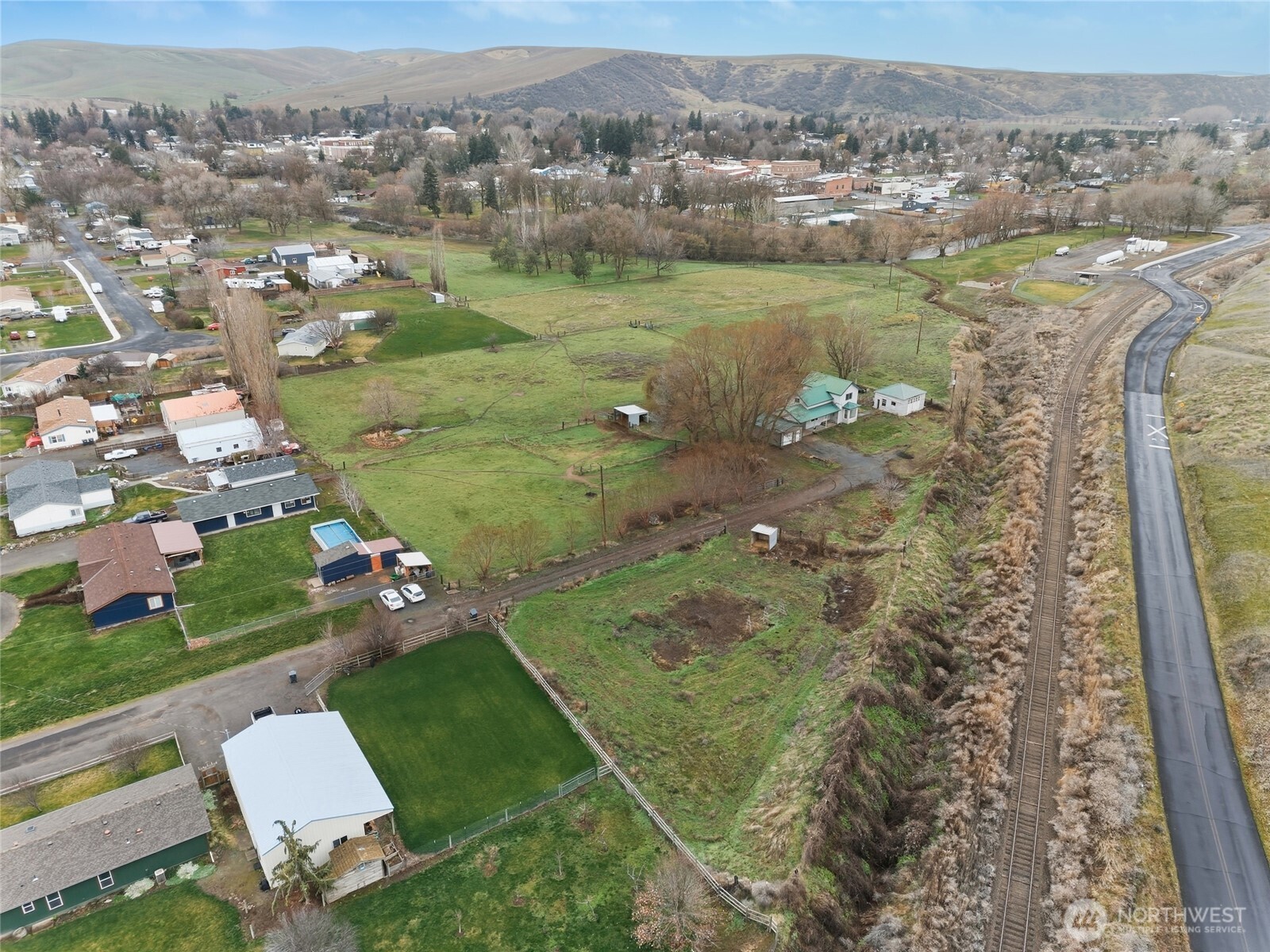 244 East Camp Road Waitsburg, WA 99361 - Photo 38 of 40