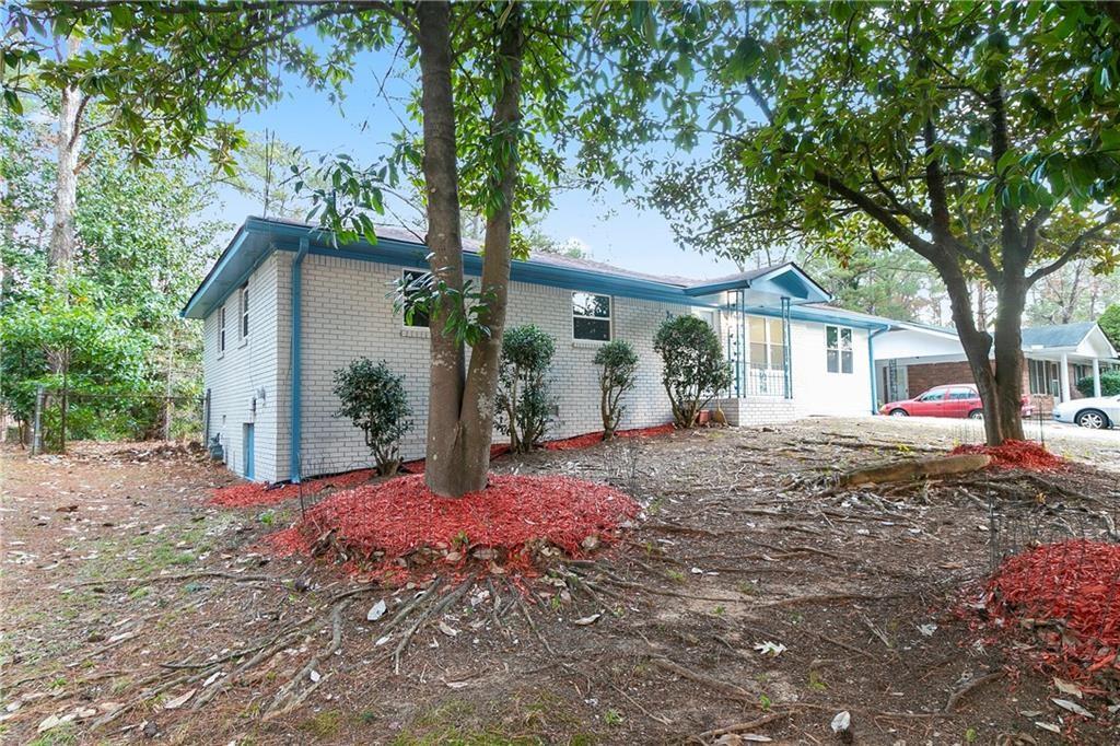 110 Hidden Brook Court Atlanta, GA 30349 - Photo 2 of 17