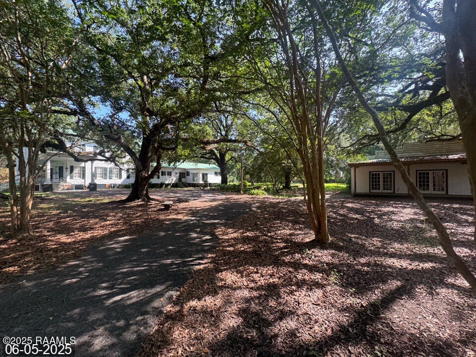 99 Main Street Franklin, LA 70538 - Photo 5 of 26 IMG_1610