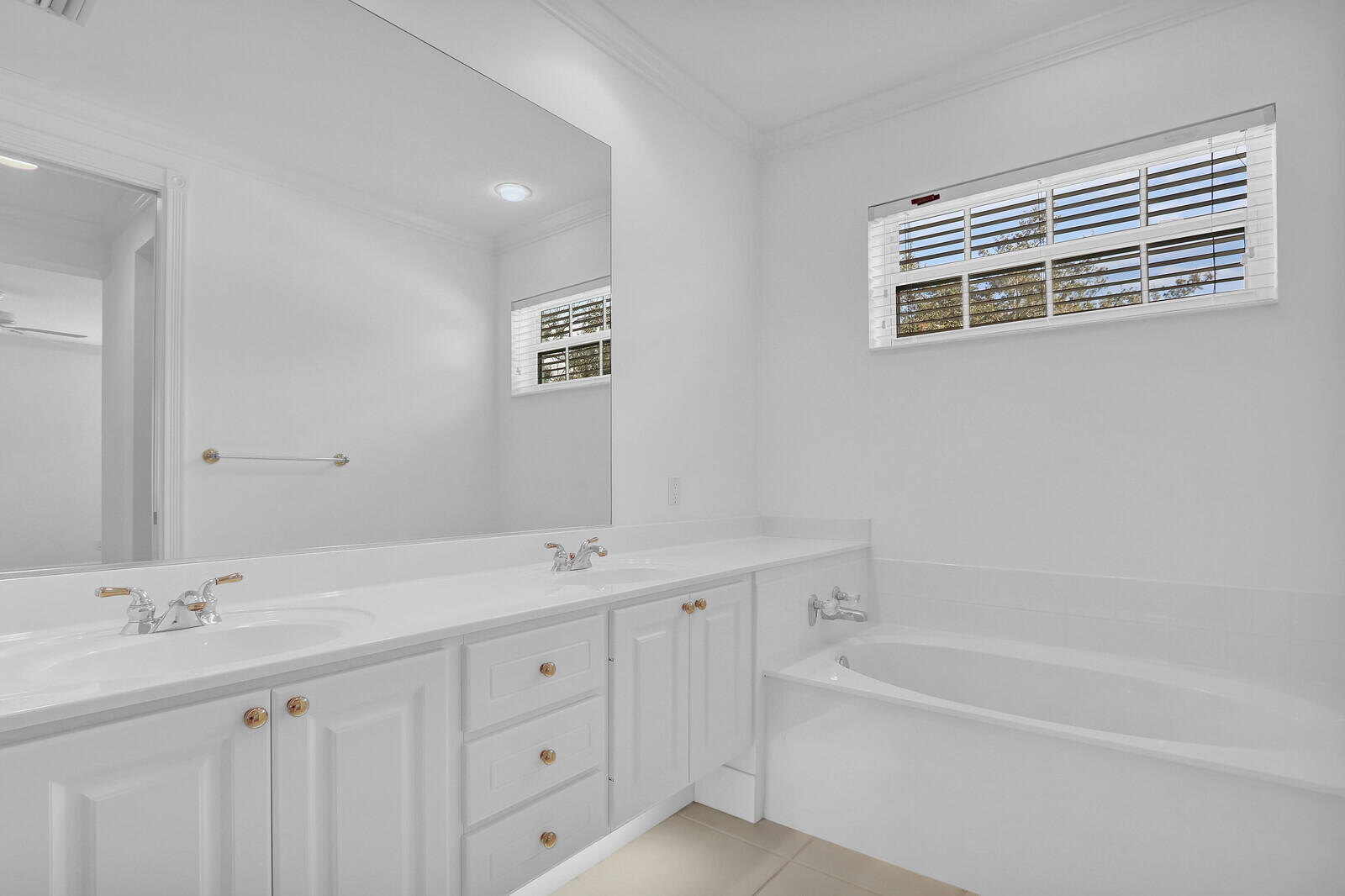 199 Barbados Drive Jupiter, FL 33458 - Photo 20 of 38 23_Image_23_mls