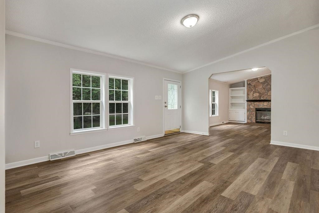 1584 Barefoot Road, Unit B Newton Grove, NC 28366 - Photo 8 of 36 Photo 8
