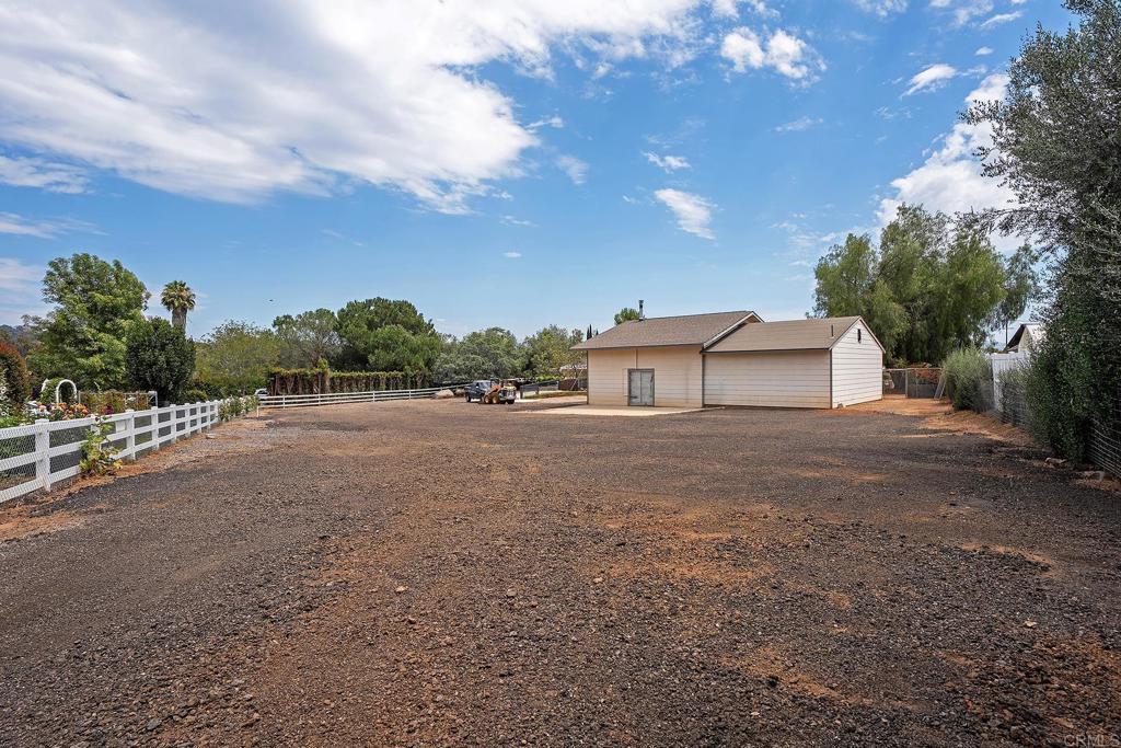 2430 Geyer Lane Alpine, CA 91901 - Photo 49 of 60 a view of a house with a yard