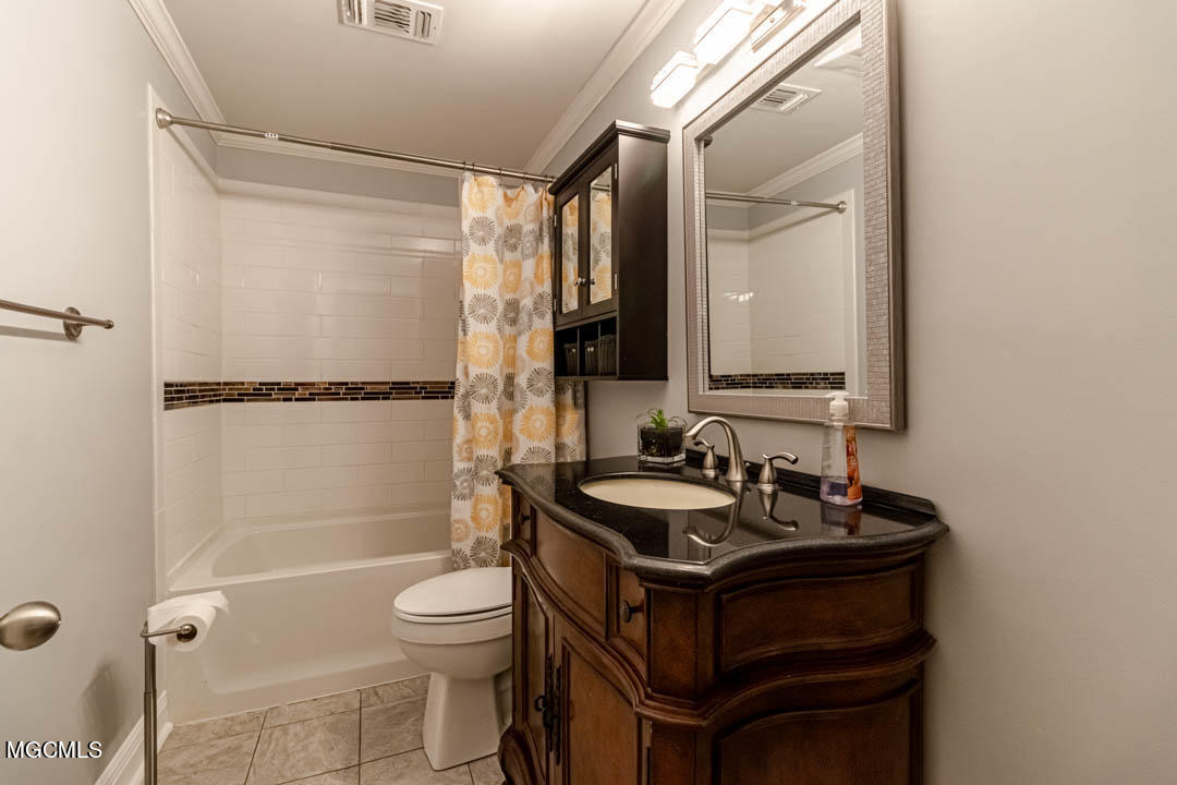 1130 East Old Pass Road Long Beach, MS 39560 - Photo 22 of 45 Bath guest #1 1.1