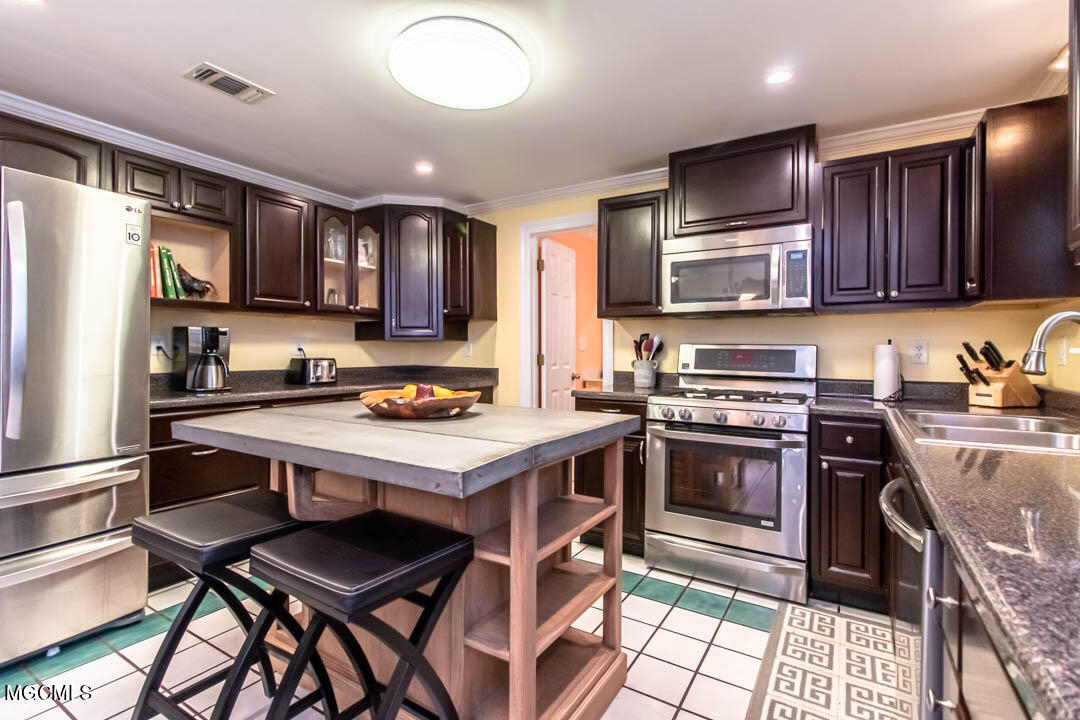 1130 East Old Pass Road Long Beach, MS 39560 - Photo 8 of 45 Kitchen 1.2
