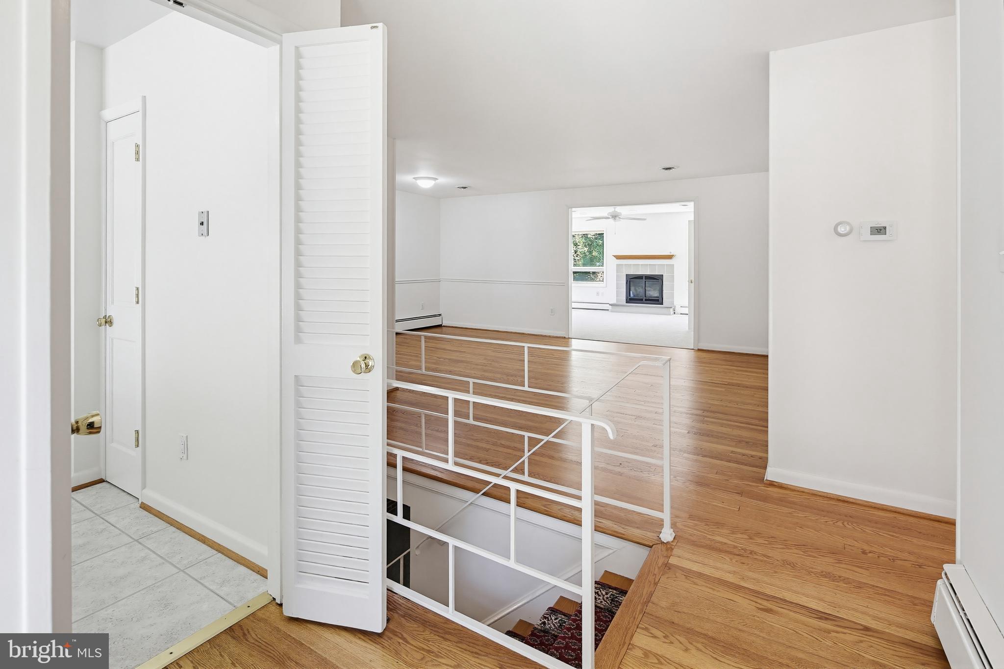 504 Waterford Road Silver Spring, MD 20901 - Photo 6 of 61