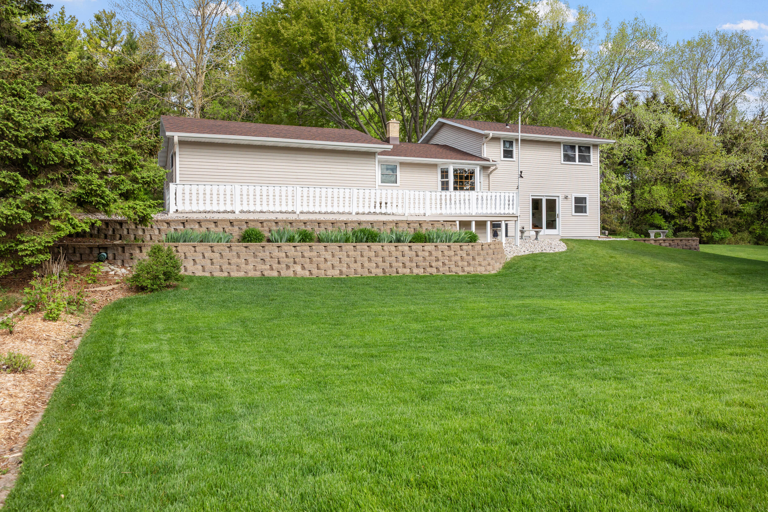 815 Jackson Drive Cleveland, WI 53015 - Photo 29 of 38 Back of House and Yard