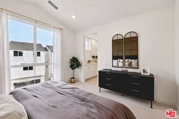 $949,990 | 1685 Constellation Drive, Los Angeles, CA 90732