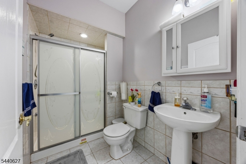 72 Doby Road Randolph, NJ 07945 - Photo 14 of 38