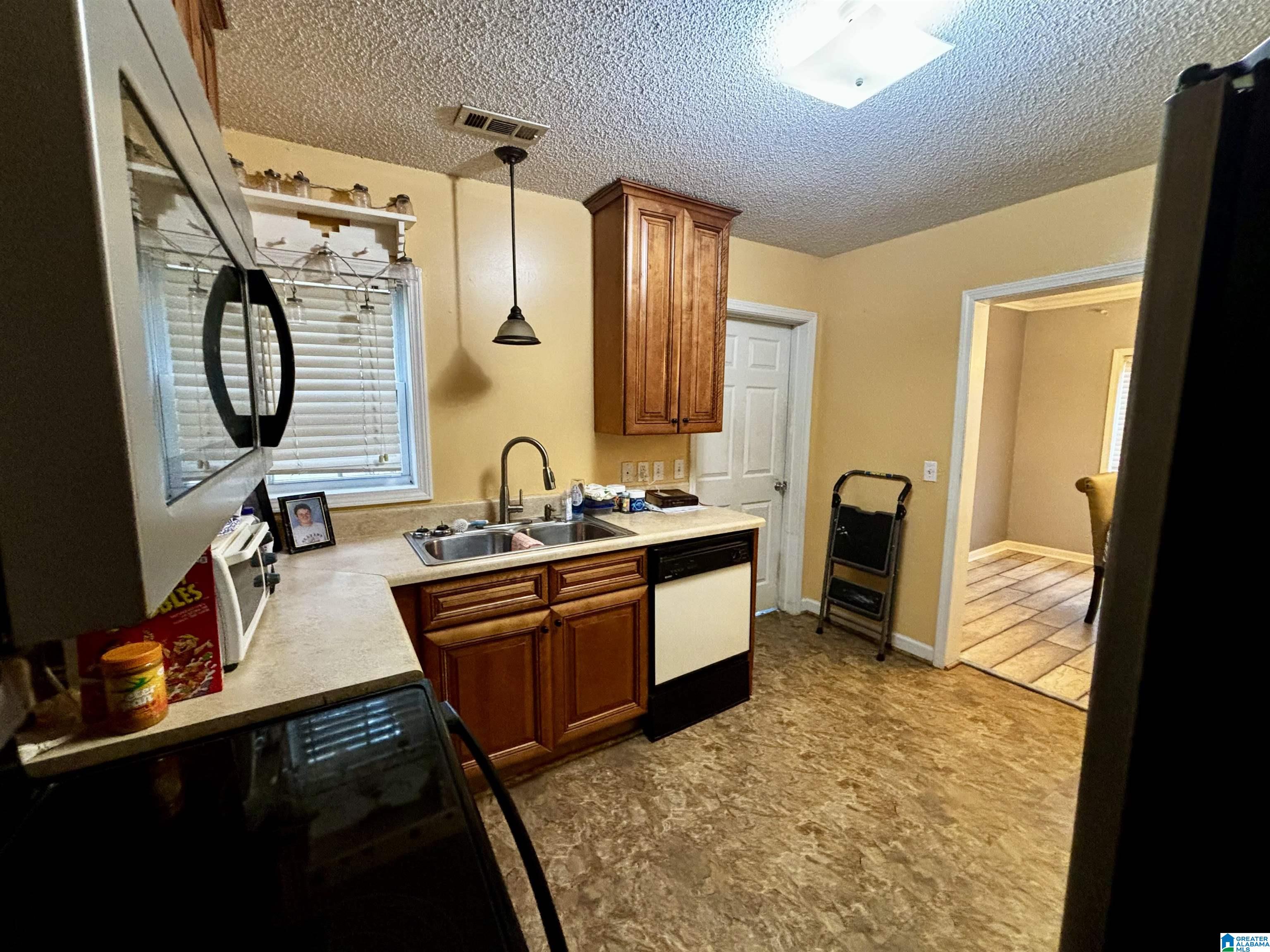200 Hoyt Brownie Road Clanton, AL 35045 - Photo 9 of 14
