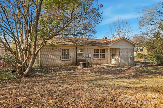 $250,000 | 9901 Arbor Dale Avenue, Charlotte, NC 28215